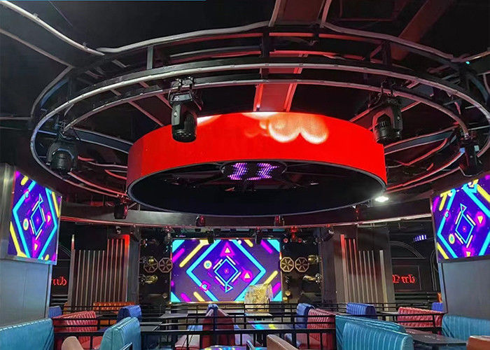 LED-flexibel scherm kan 140° worden gebogen om aan verschillende vormen te voldoen, zoals cilinder, binnenste boog, spiraal, enz.